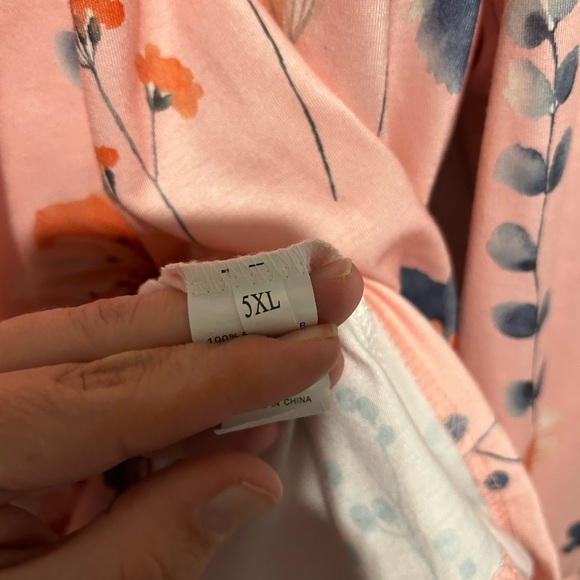 Women’s Plus Size Floral And Pink Long Sleeve Top, Easter Or Spring, Size 5XL - Picture 3 of 4